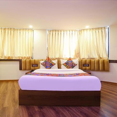 Hotel Rio Mumbai Exteriör bild